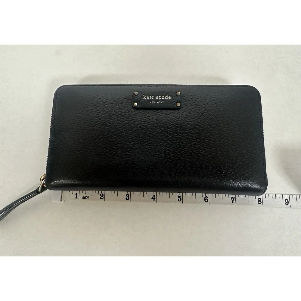 Kate Spade New York Grove Street Neda Wallet Leather Black Full Zip Closure